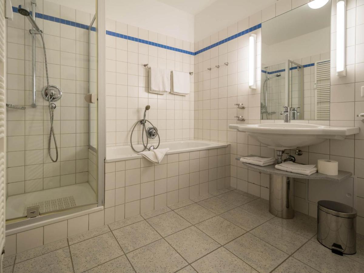 Kaiservillen Heringsdorf - Ferienwohnung Mit 1 Schlafzimmer Und Balkon D211 Dış mekan fotoğraf